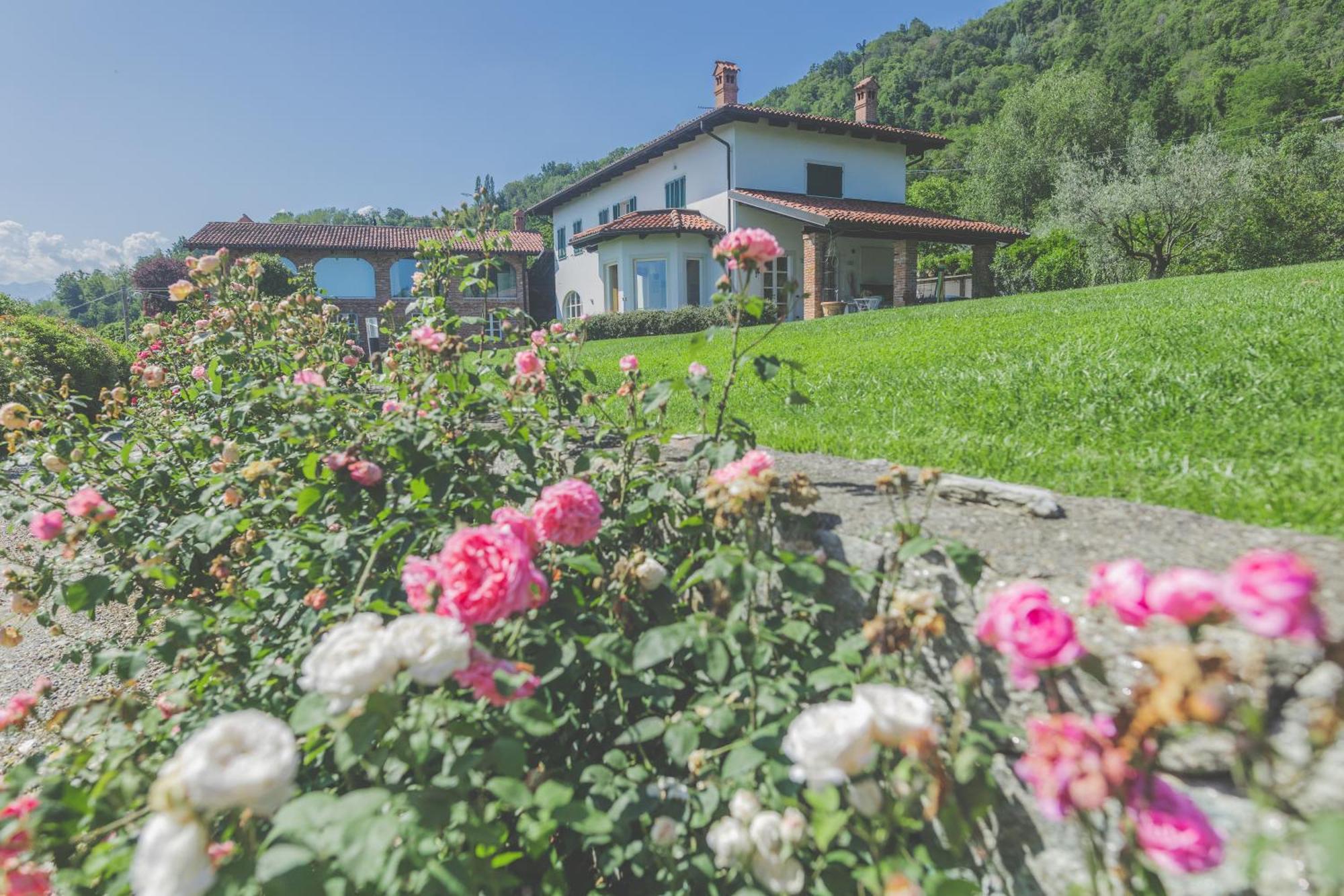 Myvilla Suites Palazzo Canavese エクステリア 写真