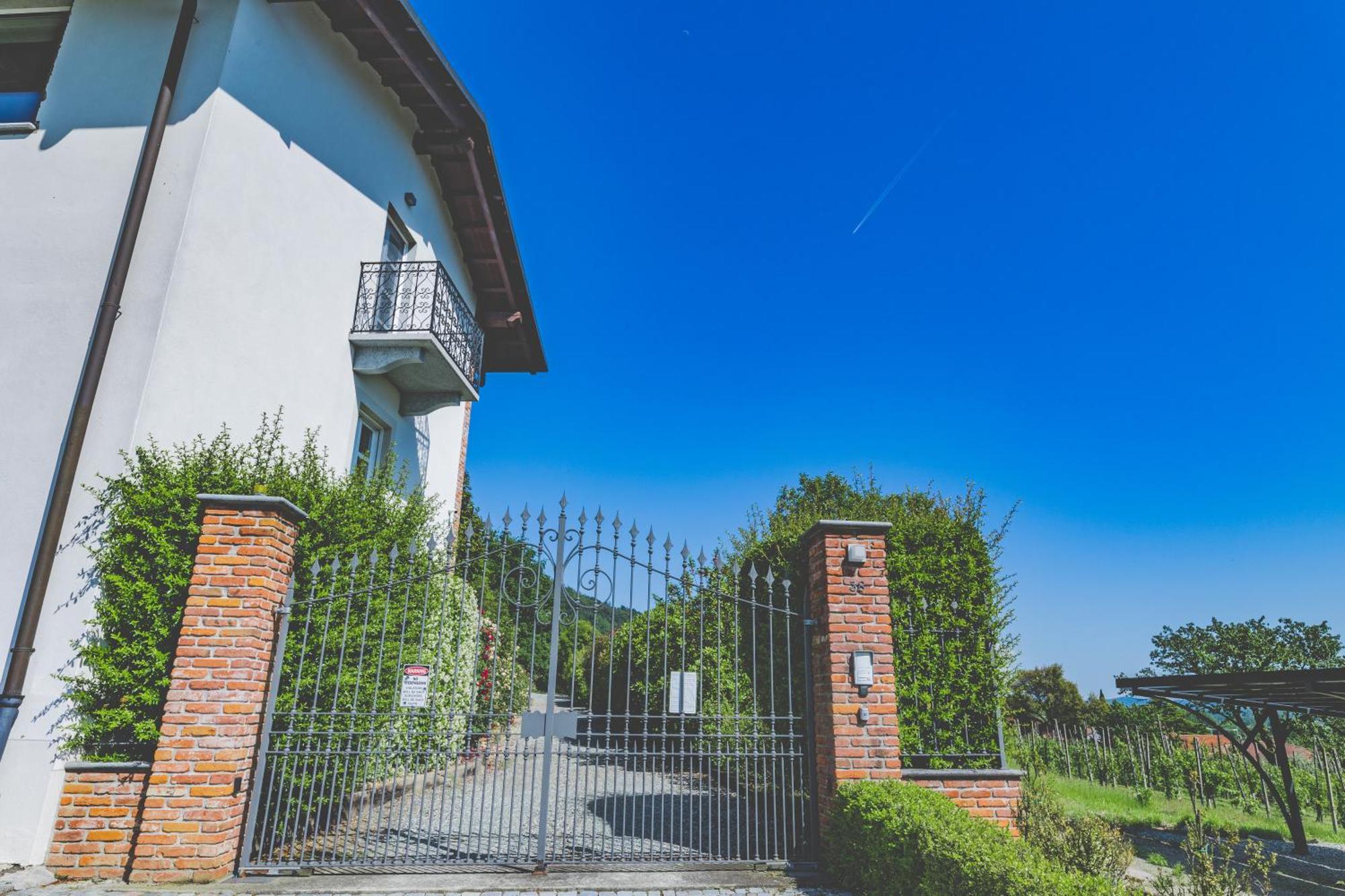 Myvilla Suites Palazzo Canavese エクステリア 写真